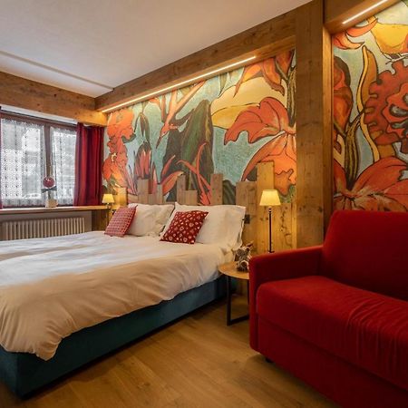 Hotel & Ristorante Serenella Breuil-Cervinia Exteriér fotografie