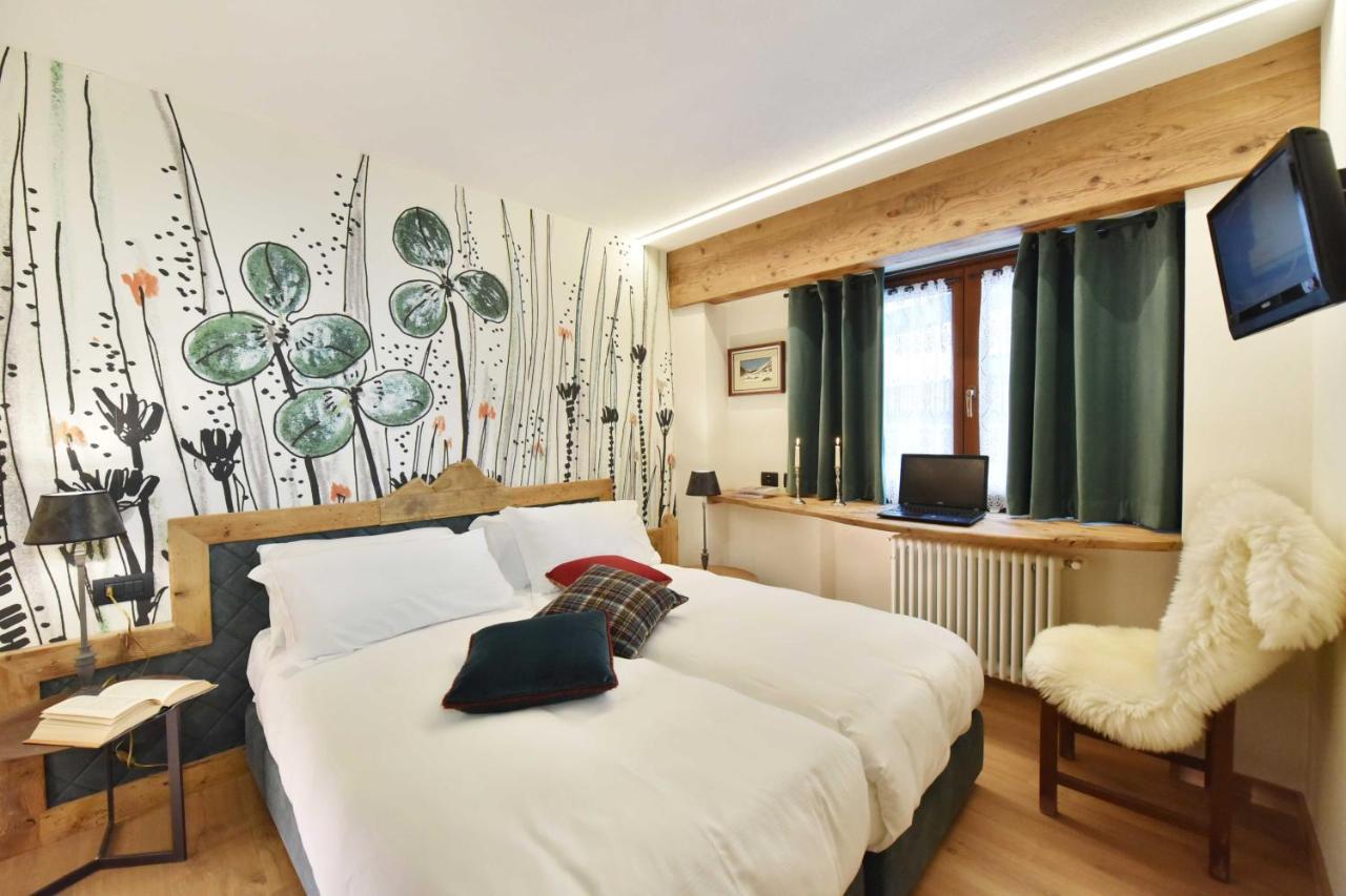 Hotel & Ristorante Serenella Breuil-Cervinia Exteriér fotografie
