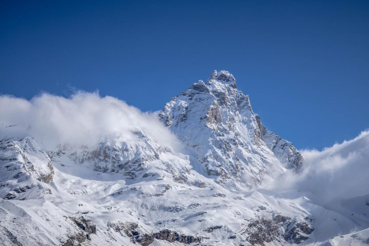 Hotel & Ristorante Serenella Breuil-Cervinia Exteriér fotografie